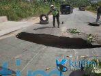 Hati hati Jalan Poros Sangatta Bontang KM 7 Ambles Kutim Post Hati hati Jalan Poros Sangatta Bontang KM 7 Ambles Kutim Post