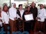 Sosok, Kades Swarga bara Dapat Hadiah Berangkat dengan Kementerian PPPA ke New York Kutim Post Sosok, Kades Swarga bara Dapat Hadiah Berangkat dengan Kementerian PPPA ke New York Kutim Post