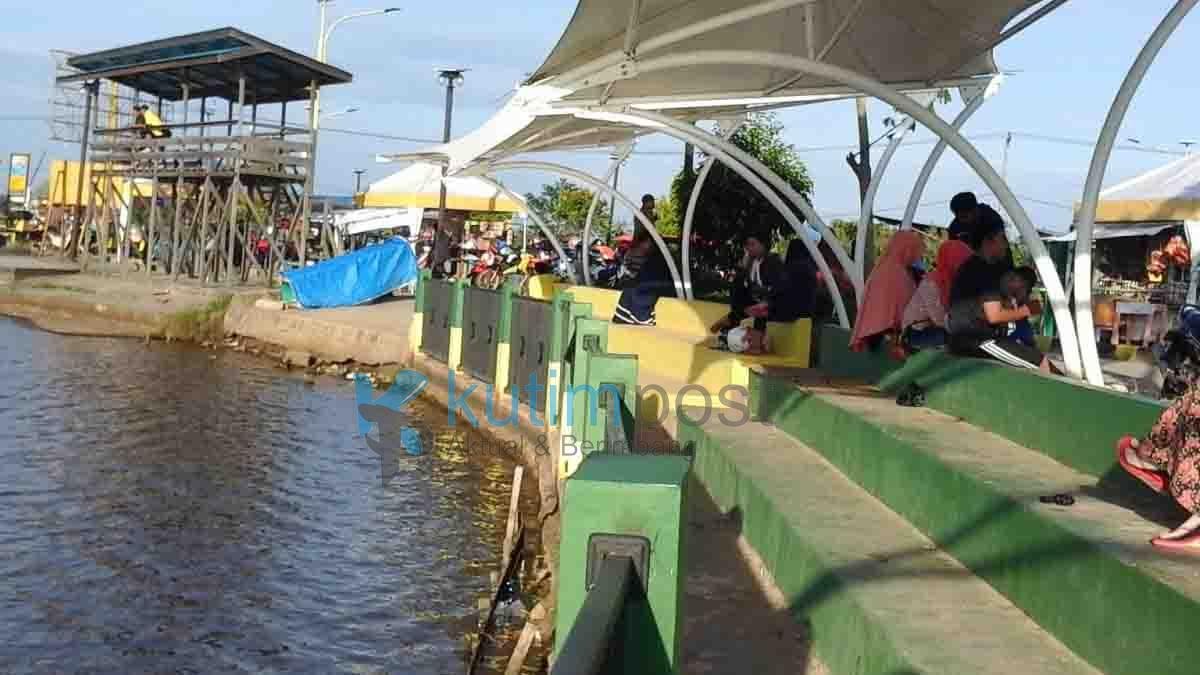 Folder Ilham Maulana Sangatta Mulai Ramai dikunjungi Warga Folder Ilham Maulana Sangatta Mulai Ramai dikunjungi Warga