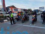 Kutim Post - Penerapan Physical Distancing Pengendara Sepeda Motor Mencegah Penularan Virus Covid 19 Kutim Post - Penerapan Physical Distancing Pengendara Sepeda Motor Mencegah Penularan Virus Covid 19