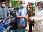 Siti Rizky Amalia Reses Ke Kutim Kunjungi Muara Wahau Siti Rizky Amalia Reses Ke Kutim Kunjungi Muara Wahau