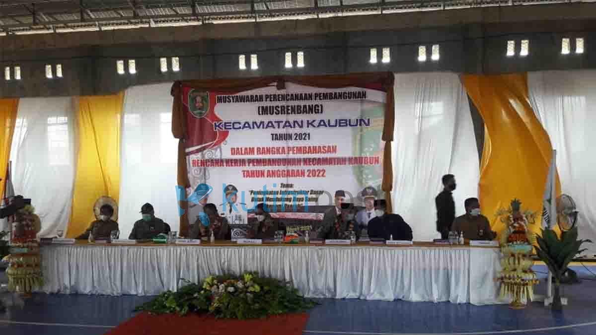 Faizal Dalam Resesnya, Jembatan Penghubung Kaubun Jadi Keluhan Warga Faizal Dalam Resesnya, Jembatan Penghubung Kaubun Jadi Keluhan Warga