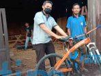 Sepeda Kayu Inovasi Terbaru Karya Warga Sangatta Sepeda Kayu Inovasi Terbaru Karya Warga Sangatta