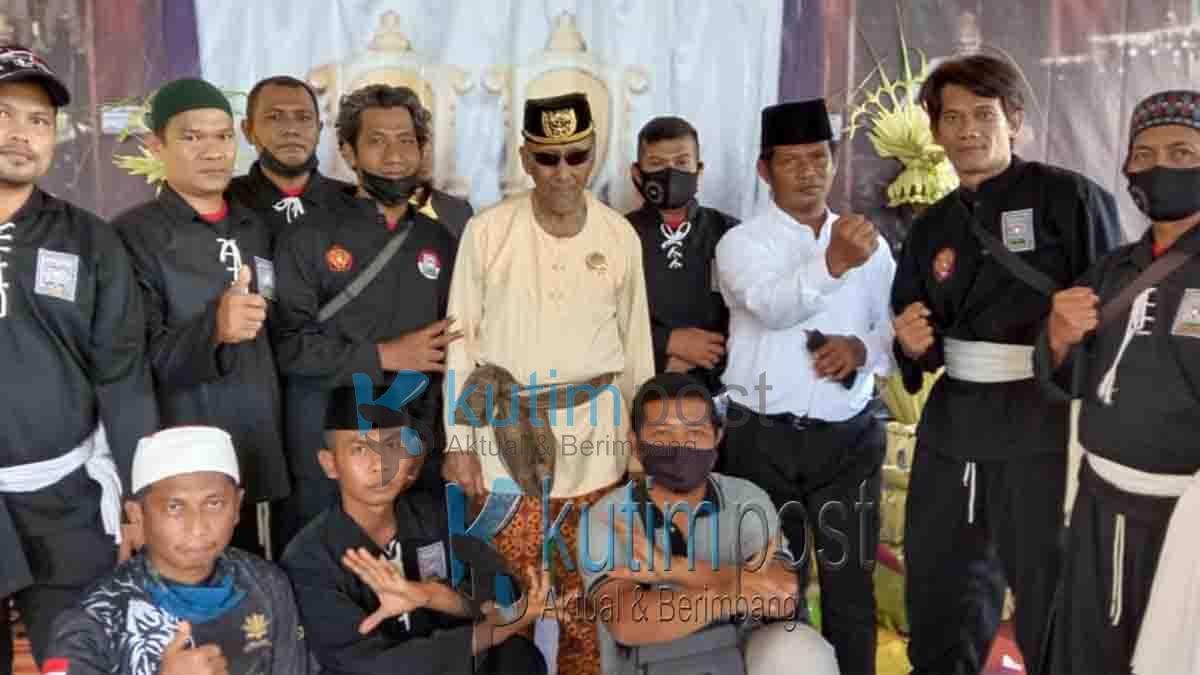 PSHT Kawal Sultan Meresmikan Lamin Adat Belahu Badak Desa Swarga Bara PSHT Kawal Sultan Meresmikan Lamin Adat Belahu Badak Desa Swarga Bara
