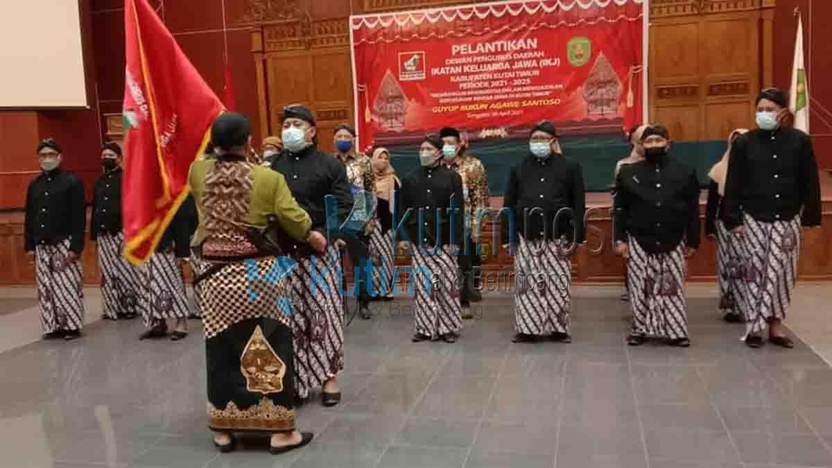 Uce Prasetyo IKJ Harus Aktif Silaturahmi Ke Sesepuh Jawa Hingga Pelosok Kutim Uce Prasetyo IKJ Harus Aktif Silaturahmi Ke Sesepuh Jawa Hingga Pelosok Kutim