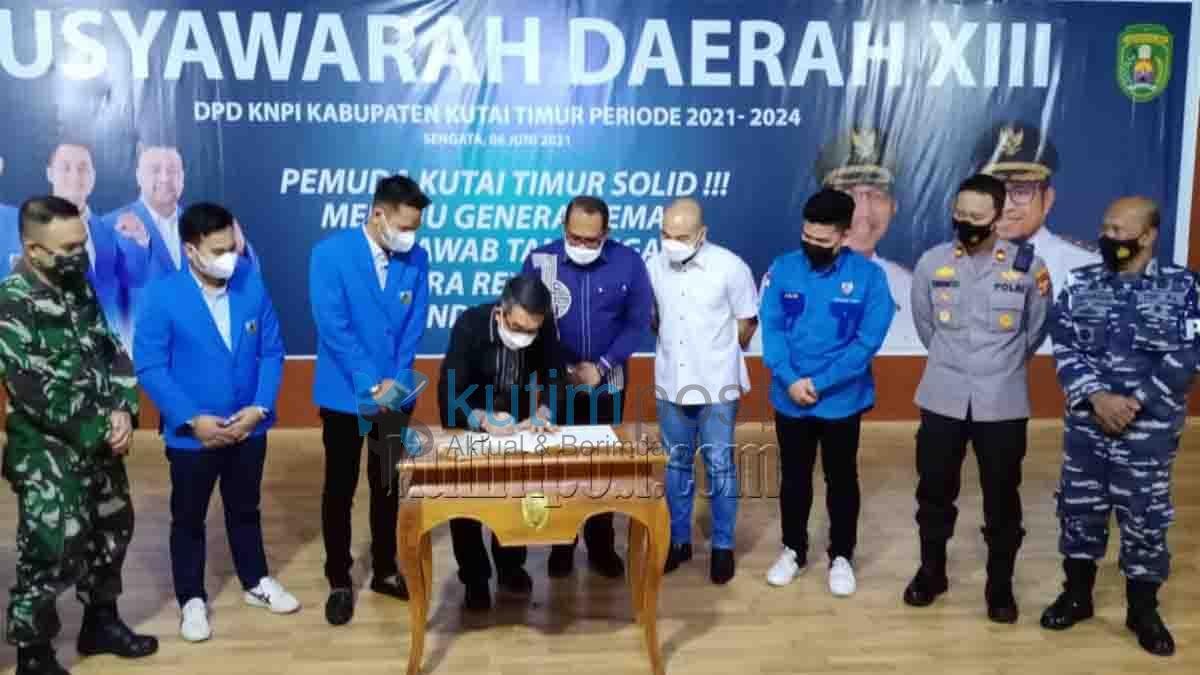 Bupati Resmi Buka Musda Ke 7 DPD KNPI Kutim Bupati Resmi Buka Musda Ke 7 DPD KNPI Kutim