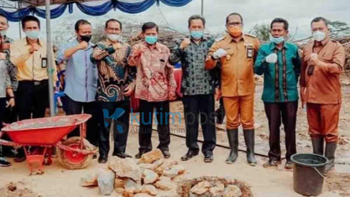 Peletakan Batu Pertama KSP Balota Oleh Wabup Kutim