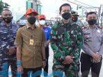 Satgas Bersama TNI-Polri Pantau Pos Penyekatan di Jl APT Pranoto Satgas Bersama TNI-Polri Pantau Pos Penyekatan di Jl APT Pranoto