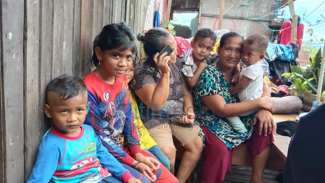 Sulistiowati Janda Menghidupi 25 Anak Angkat Seorang Diri