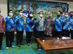 Bupati Kutim Menyapa Bersama RRI Samarinda Bupati Kutim Menyapa Bersama RRI Samarinda