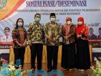Bakesbangpol Kutim Ikuti Deseminasi Perundang-undangan Penanganan Konflik Bakesbangpol Kutim Ikuti Deseminasi Perundang-undangan Penanganan Konflik