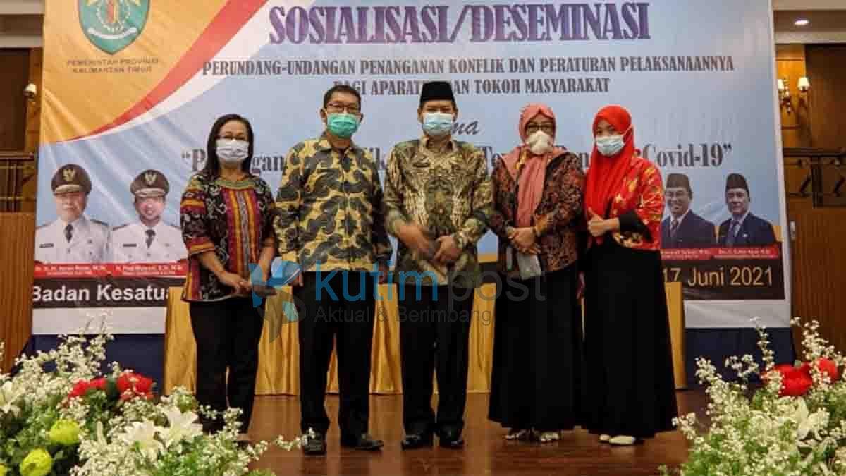 Bakesbangpol Kutim Ikuti Deseminasi Perundang-undangan Penanganan Konflik Bakesbangpol Kutim Ikuti Deseminasi Perundang-undangan Penanganan Konflik