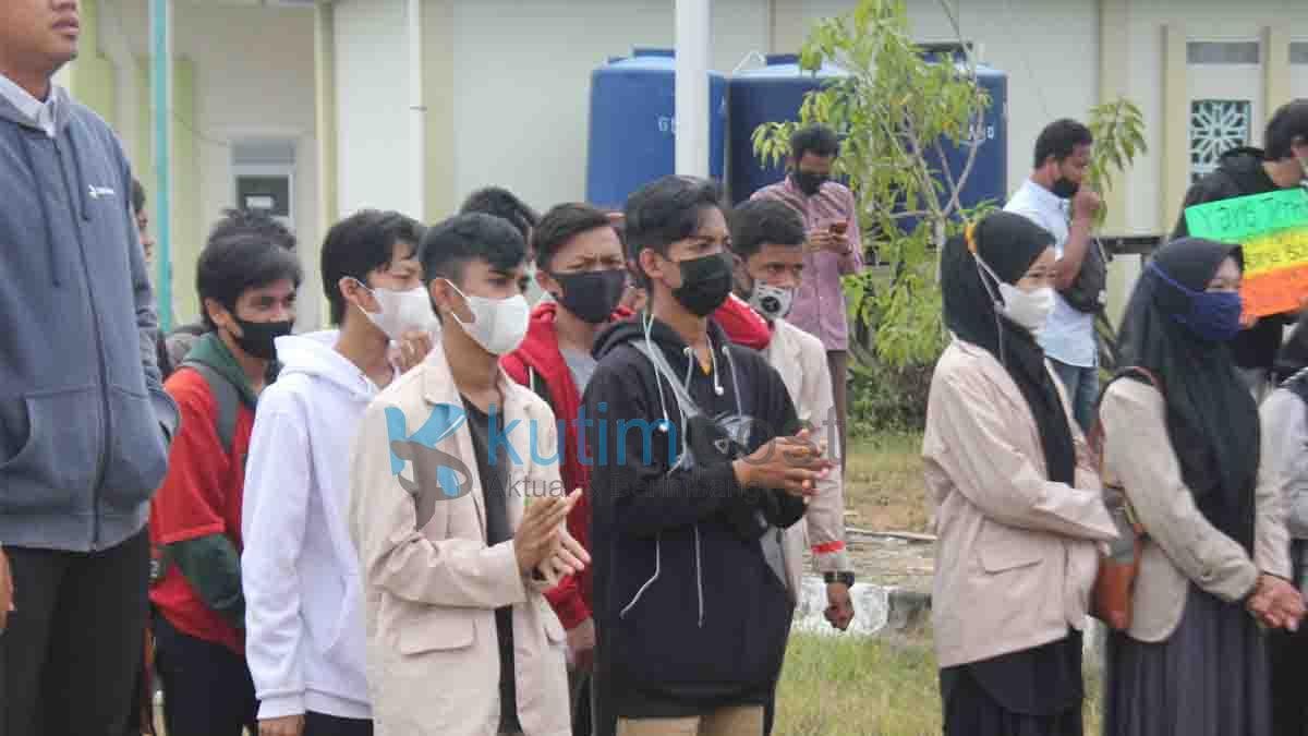 Gaji Nunggak 6 Bulan, Dosen dan Karyawan STAIS Sangatta Demo Karyawan STAIS Sangatta Demo