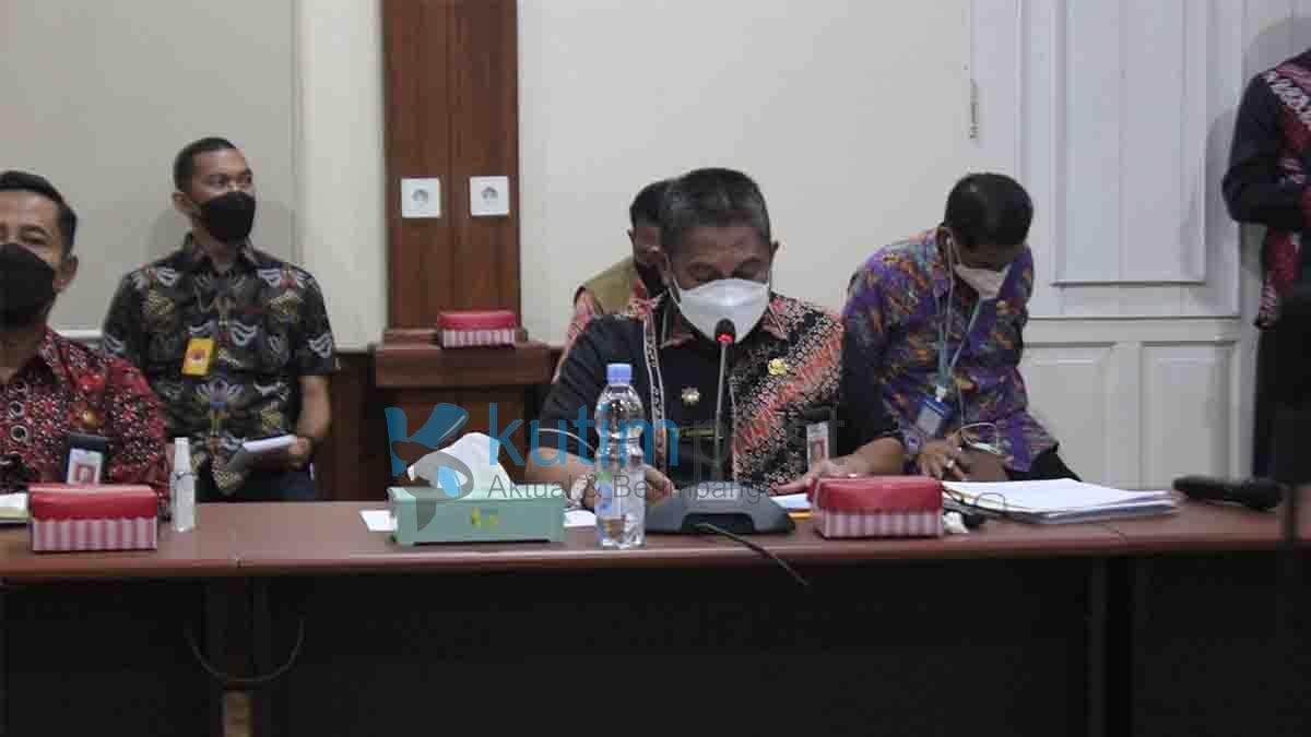 Kepala BPBD Kutim Tekankan Pentingnya Vaksinasi Kepala BPBD Kutim Tekankan Pentingnya Vaksinasi