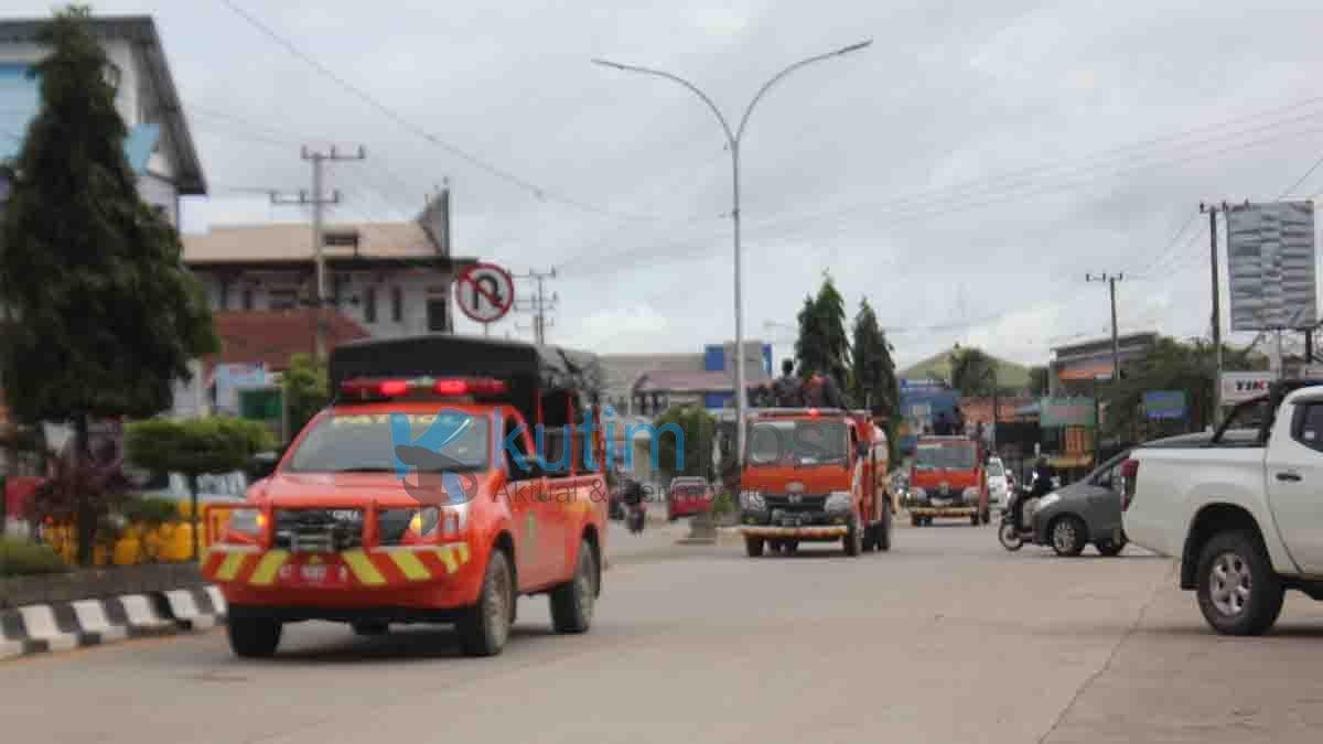 Satgas Semprot Desinfektan