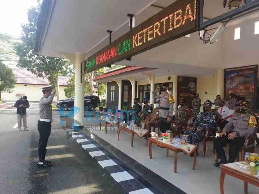 Polres Kutim gelar pasukan Ops Zebra Mahakam 2021