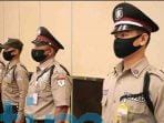Dikira Polisi, Seragam Satpam Akan Berubah Menjadi Warna Krem Dikira Polisi, Seragam Satpam Akan Berubah Menjadi Warna Krem