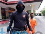 Kurang Dari 6 Jam, Pelaku Penikaman di Kenyamukan Berhasil Disergap Kurang Dari 6 Jam, Pelaku Penikaman di Kenyamukan Berhasil Disergap