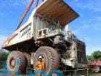 Liebherr T282B Berhasil Dipindahkan ke Bukit Pandang Liebherr T282B Berhasil Dipindahkan ke Bukit Pandang
