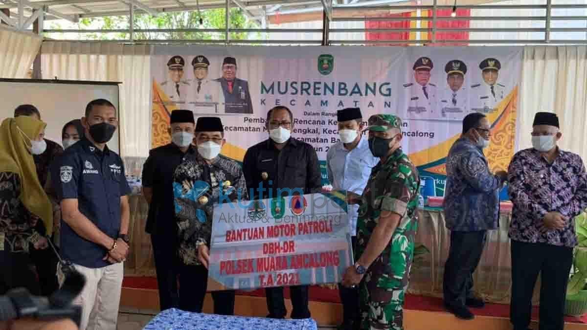 Beberapa Polsek dan Koramil Terima Bantuan Operasional Dari BPBD Kutim Beberapa Polsek dan Koramil Terima Bantuan Operasional Dari BPBD Kutim