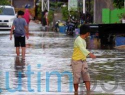 Debit Air Meningkat, Sebagian Warga Musholla Dalam Mengungsi