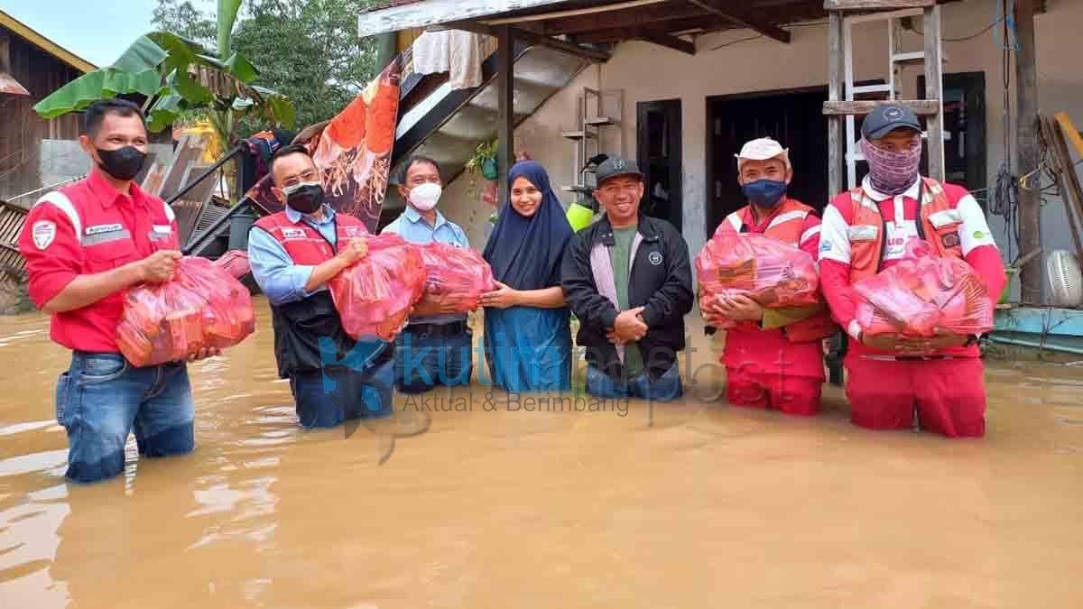 KPC-AJKT Berbagi Bantuan Musibah Banjir KPC-AJKT Berbagi Bantuan Musibah Banjir