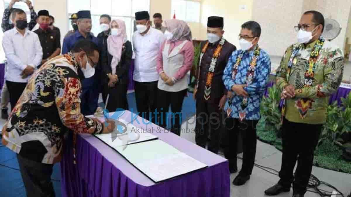 Para Camat di Kutim Harus Memperhatikan Visi Misi Dan RPJMD Para Camat di Kutim Harus Memperhatikan Visi Misi Dan RPJMD