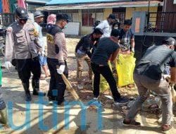 Tim Tanggap Bencana Polres Kutim Bekerja Sama DLH Bersihkan Sampah Pascabanjir Tim Tanggap Bencana Polres Kutim Bekerja Sama DLH Bersihkan Sampah Pascabanjir