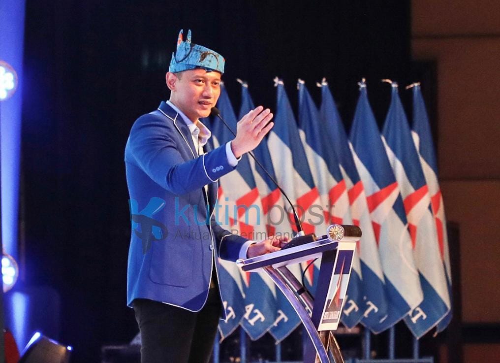 Putra Lanyalla & Khofifah hingga 10 Kepala Daerah Bergabung dengan Demokrat Jatim