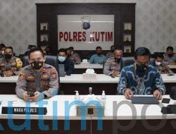 Wakapolres Kutim Bersama Pimpinan PT Pertamina Sangata Mengikuti Giat Vicon Kapolri Terkait Ketersediaan Solar pada saat Ramadhan dan Idul fitri
