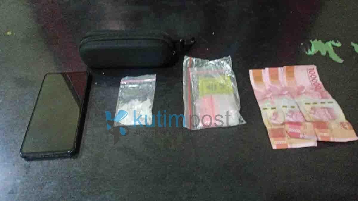 Demi Meminang Pujaan Hati, Pria Ini Nekad Jual Barang Haram Demi Meminang Pujaan Hati, Pria Ini Nekad Jual Barang Haram