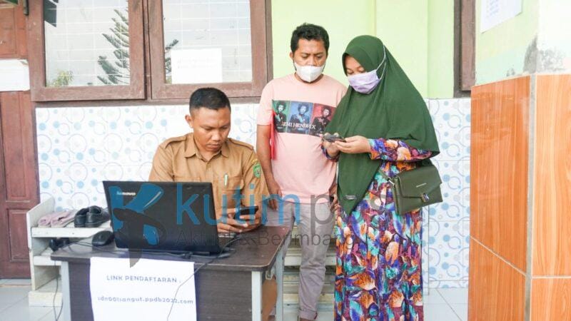 Pendaftaran Secara Online, SDN 001 Sangatta Utara Terima 112 Murid Pendaftaran Secara Online, SDN 001 Sangatta Utara Terima 112 Murid