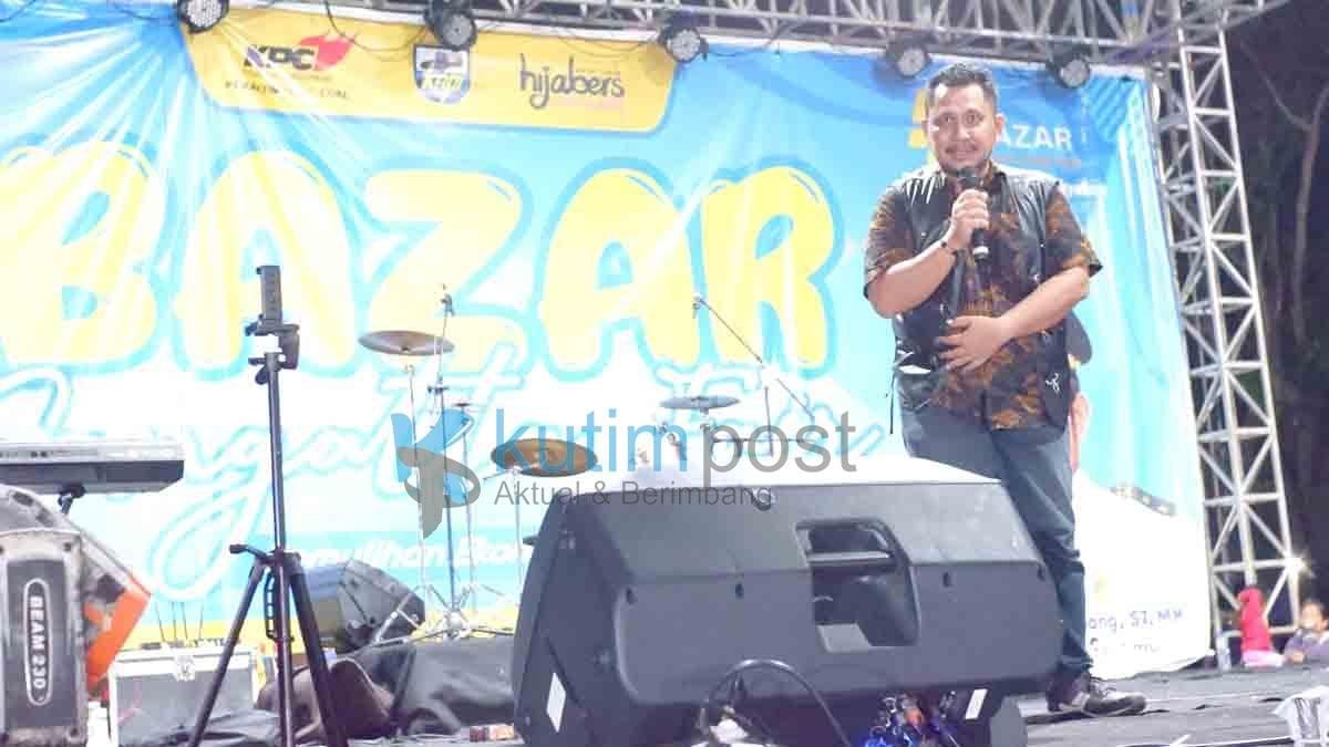 Bazar Sangatta Resmi di Buka, Bupati Minta Pengunjung Membeli Produk UMKM dan Industri Kreatif Bazar Sangatta Resmi di Buka, Bupati Minta Pengunjung Membeli Produk UMKM dan Industri Kreatif