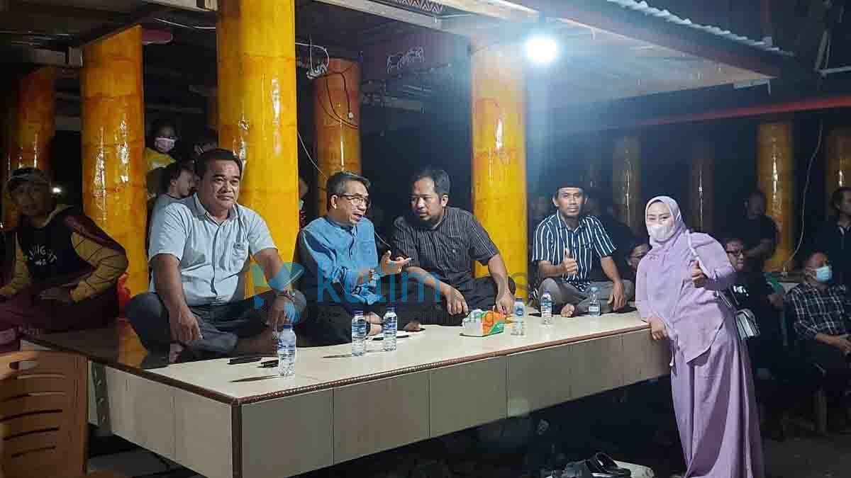 Ikut Lelang Amal IKAT Kutim, Uce Prasetyo Menang Lelang Senilai Ikut Lelang Amal IKAT Kutim, Uce Prasetyo Menang Lelang Senilai