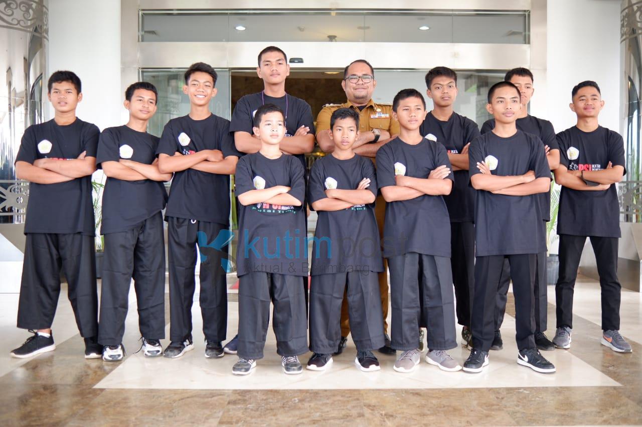 Lepas Atlet IPSI, Kasmidi Janjikan Bonus Atlet Berprestasi