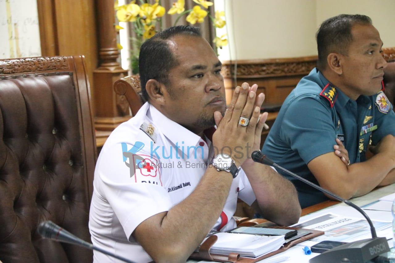 Kasmidi Pimpin Rapat Persiapan HUT Ke-23 Kutim