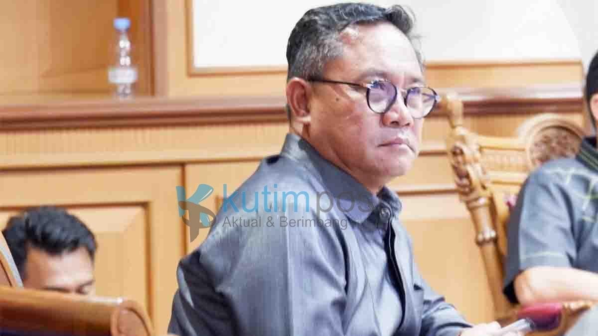 DPRD Kutim ke DPR RI Minta Pendanaan APBN Untuk Perbaikan Jalan DPRD Kutim ke DPR RI Minta Pendanaan APBN Untuk Perbaikan Jalan