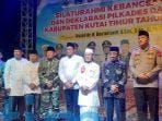 Kutim Gelar Silaturahmi Kebangsaan dan Deklarasi Pilkades Damai di Bukit Pelangi Kutim Gelar Silaturahmi Kebangsaan dan Deklarasi Pilkades Damai di Bukit Pelangi