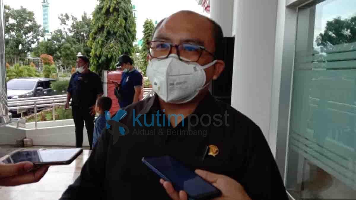 Novel; Masyarakat Harus Merasakan Pelayanan Faskes Novel; Masyarakat Harus Merasakan Pelayanan Faskes