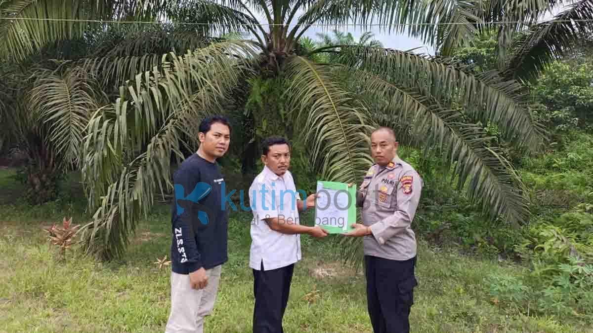 Polsek Rantau Pulung Mendapat Sebidang Tanah Untuk Fasum Dari Desa Manunggal Jaya Polsek Rantau Pulung Mendapat Sebidang Tanah Untuk Fasum Dari Desa Manunggal Jaya