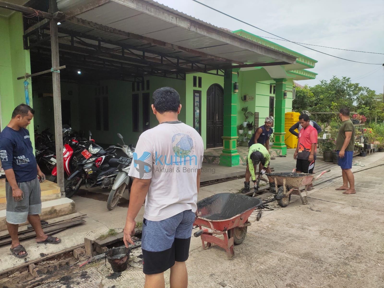 Sambut Ramadan Gang Musholla Dalam Teluk Lingga Bersih-bersi