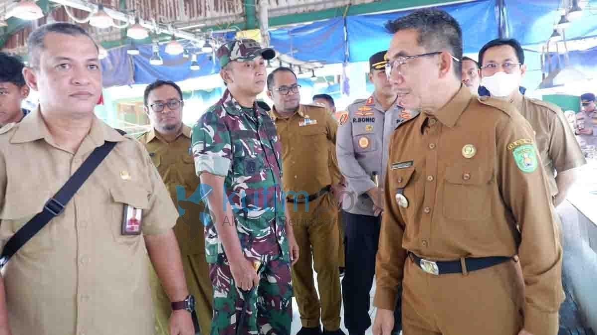 Bahan Pokok di Kutim Aman Hingga Lebaran Bahan Pokok di Kutim Aman Hingga Lebaran