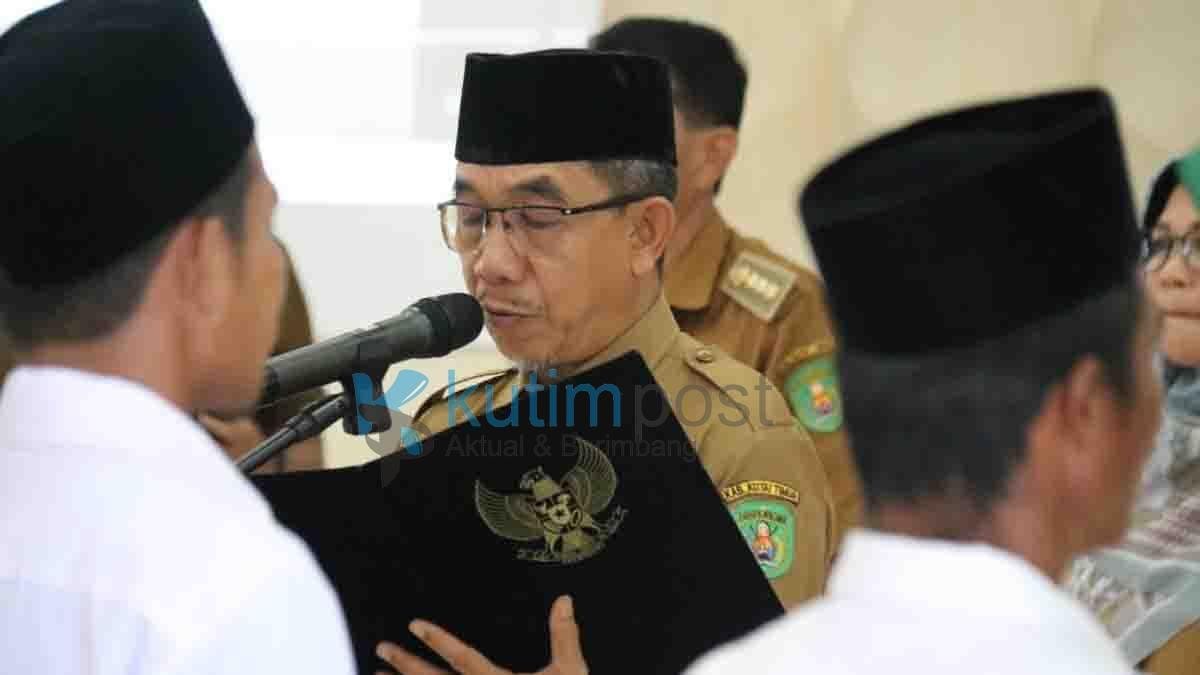 Pesan Bupati Kutim Saat Lantik 5 anggota BPD Desa Long Wehea Pesan Bupati Kutim Saat Lantik 5 anggota BPD Desa Long Wehea