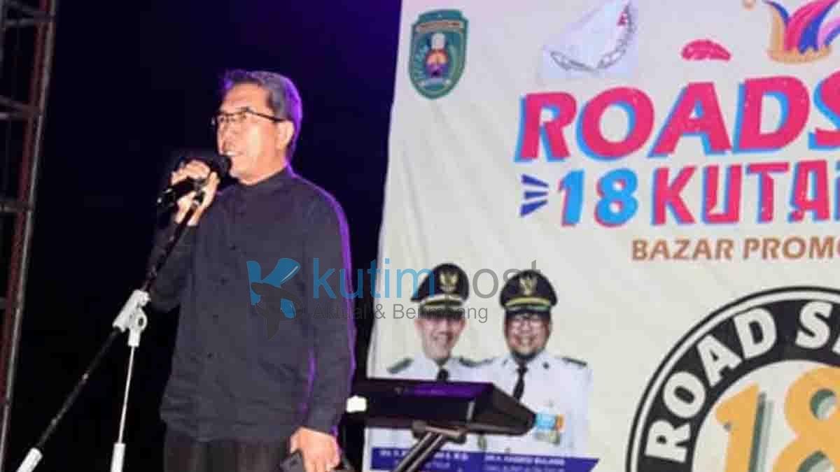 Bupati Buka Roadshow Bazar UMKM Ke-7 Di Kongbeng Bupati Buka Roadshow Bazar UMKM Ke-7 Di Kongbeng