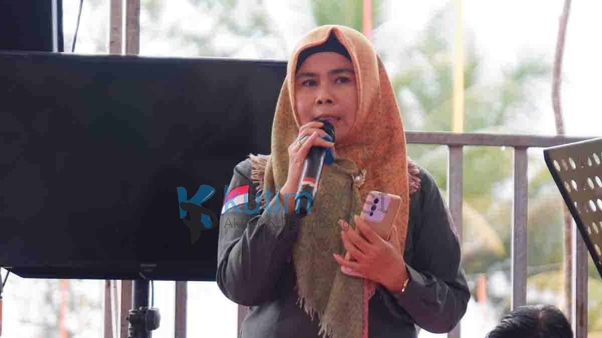 Kadis DTPHP Kutim Desa Manunggal Jaya One Village Two Product Kadis DTPHP Kutim Desa Manunggal Jaya One Village Two Product