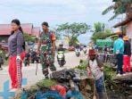 Ketua RT 42 Teluk Lingga Turun Bersihkan Drainase Ketua RT 42 Teluk Lingga Turun Bersihkan Drainase