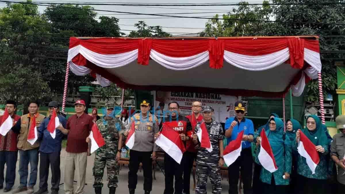 10 Juta Bendera Dibagikan Untuk Meriahkan HUT RI ke 78 10 Juta Bendera Dibagikan Untuk Meriahkan HUT RI ke 78