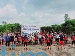 PT PAMA Sangatta Ajak Komunitas Gowes dan Mahasiswa Tanam Pohon Mangrove