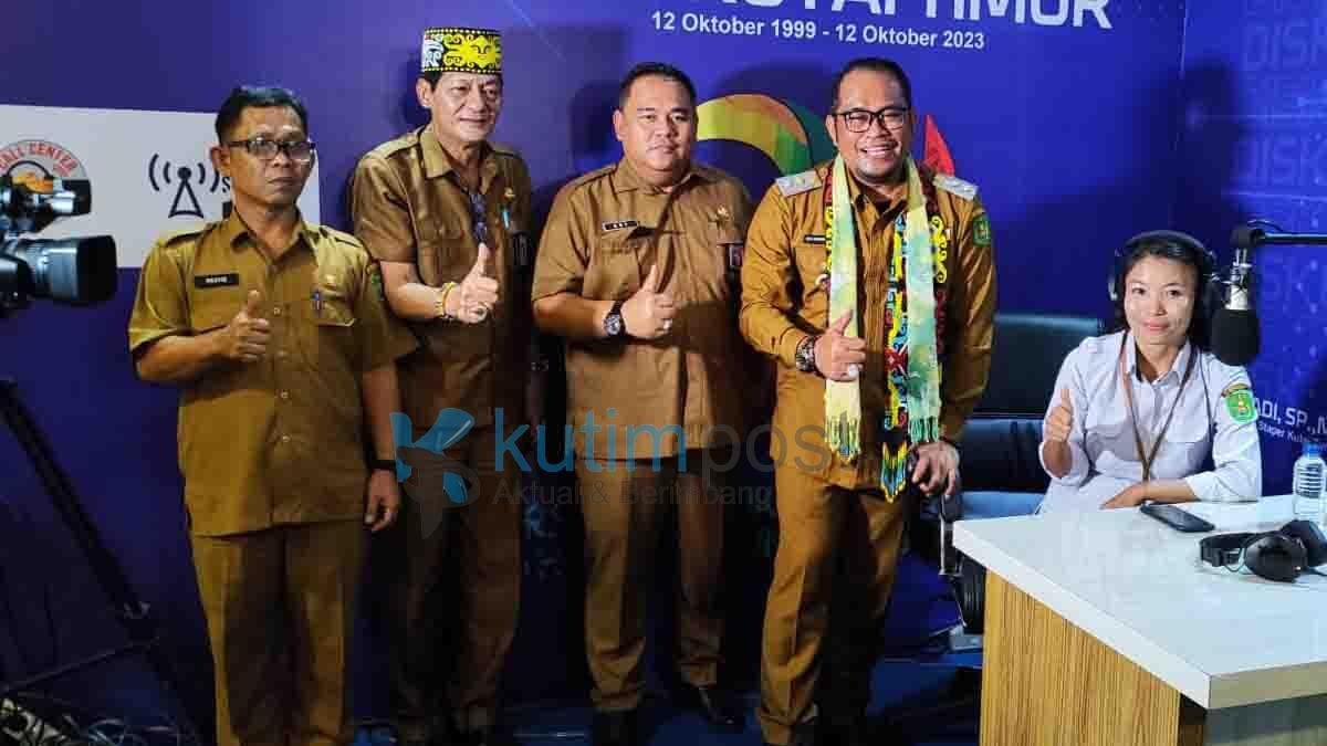 Kadiskominfo Kutim Luncurkan Program Podcast Sebagai Sarana Informasi Kadiskominfo Kutim Luncurkan Program Podcast Sebagai Sarana Informasi