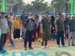 Ketua DPRD Kutim Buka Turnamen Voli di Teluk Pandan